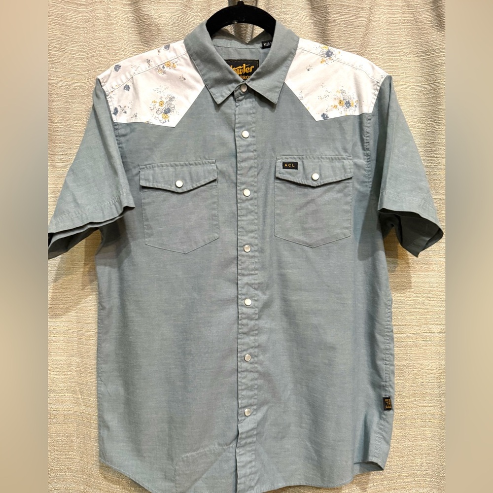 Howler Brothers ACL Yellow Rose Collection - Men’s SS - size Small